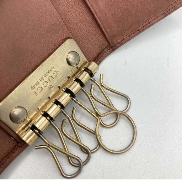 🔹️Gucci 🔹️Key case holder GG Brown Cow Leather micro Guccissi - Picture 6 of 13